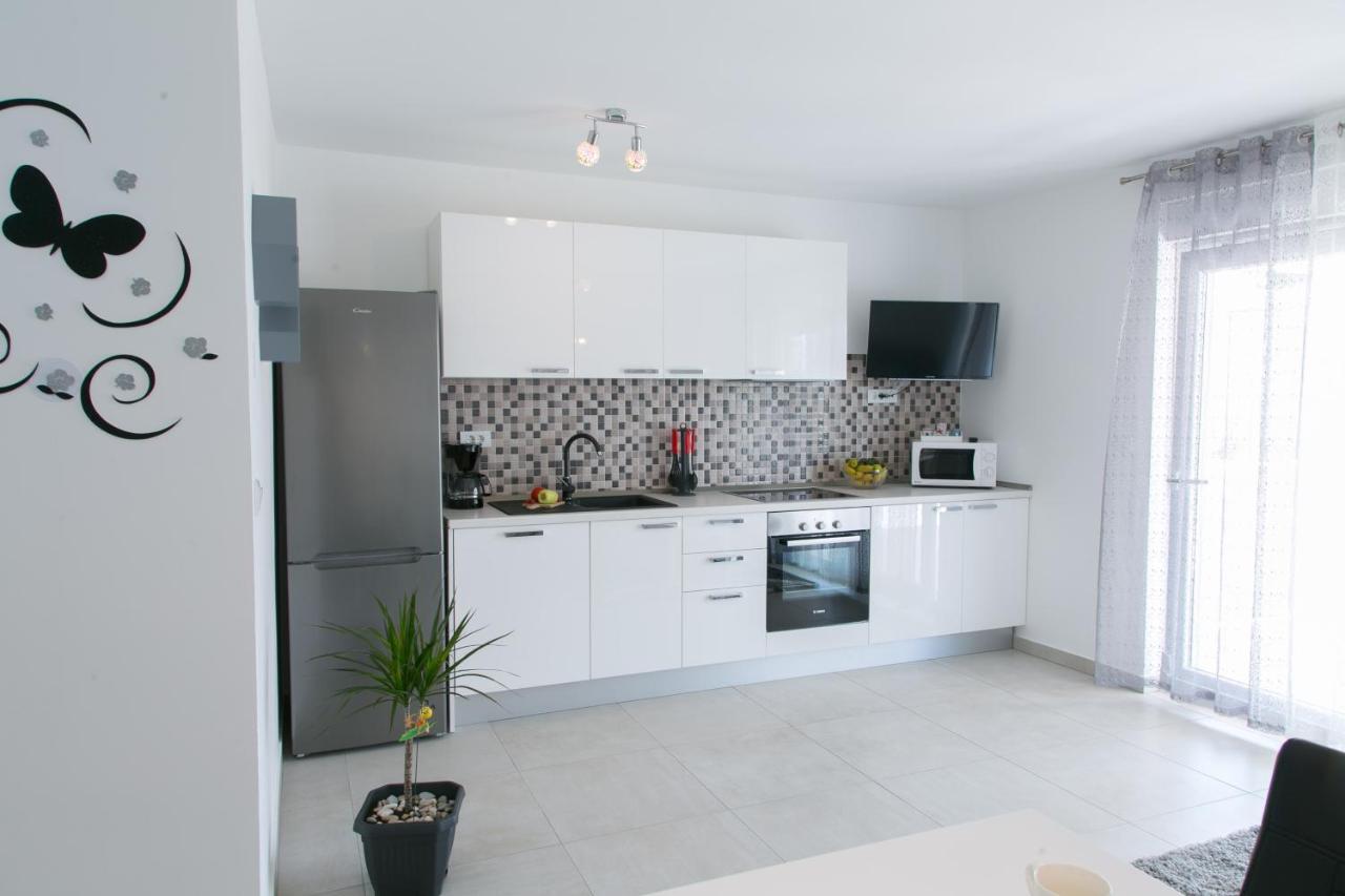 Apartamento Navi Kaštela Exterior foto