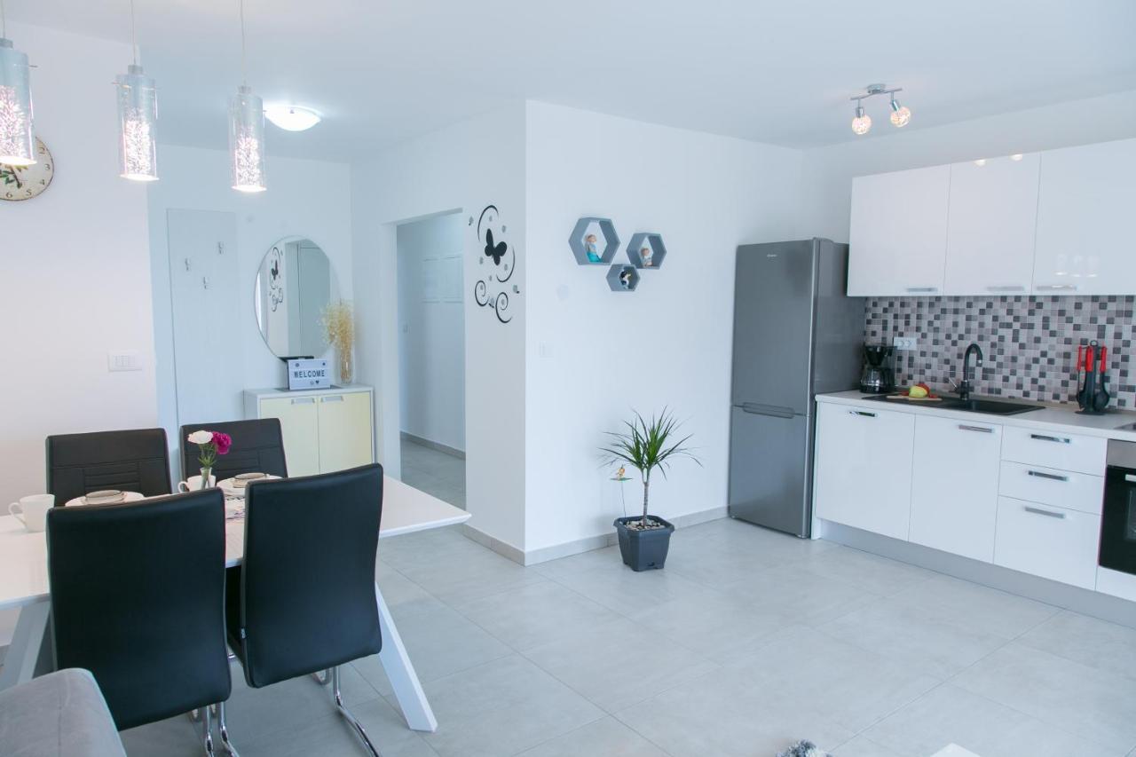 Apartamento Navi Kaštela Exterior foto